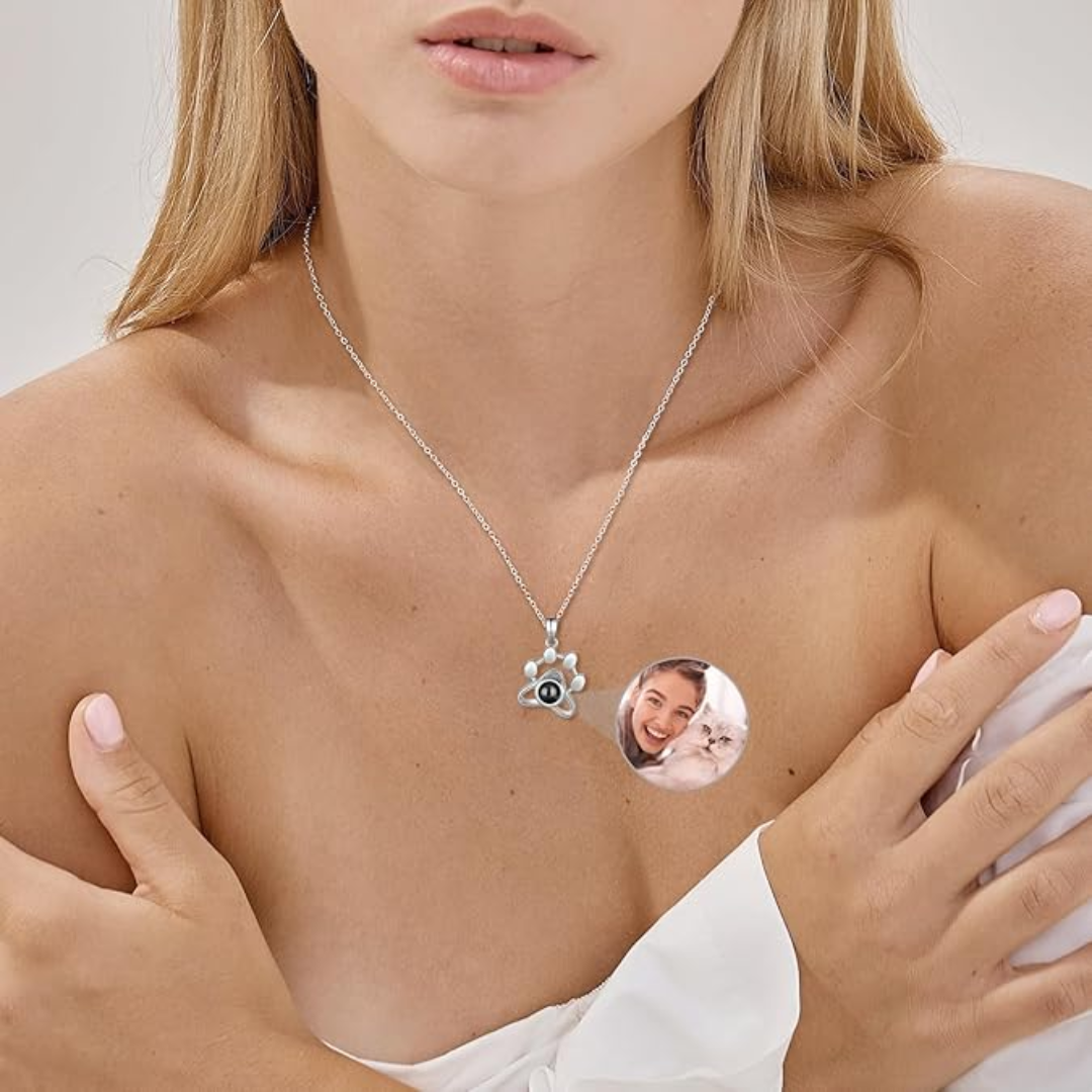Collar con proyección de fotos Recuerdo Eterno